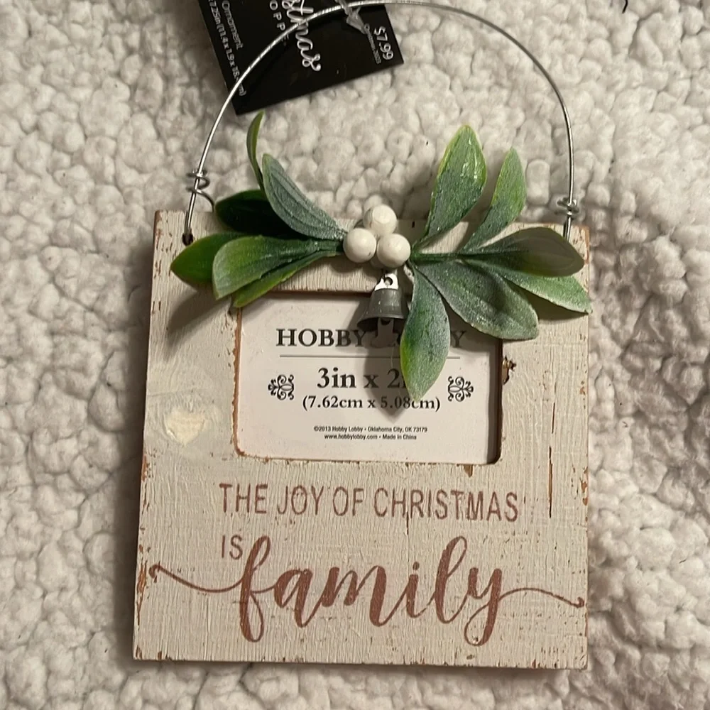 Cute Christmas ornament items